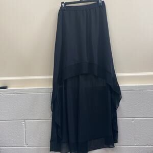 BC/BG Denissa NWT Maxazria women’s M black hi/low maxi skirt.